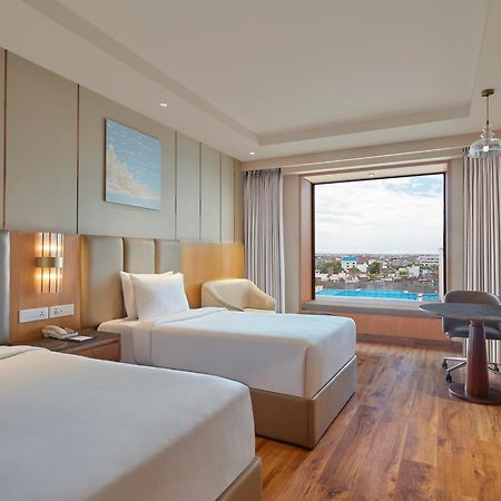 Doubletree By Hilton Варанасі Екстер'єр фото