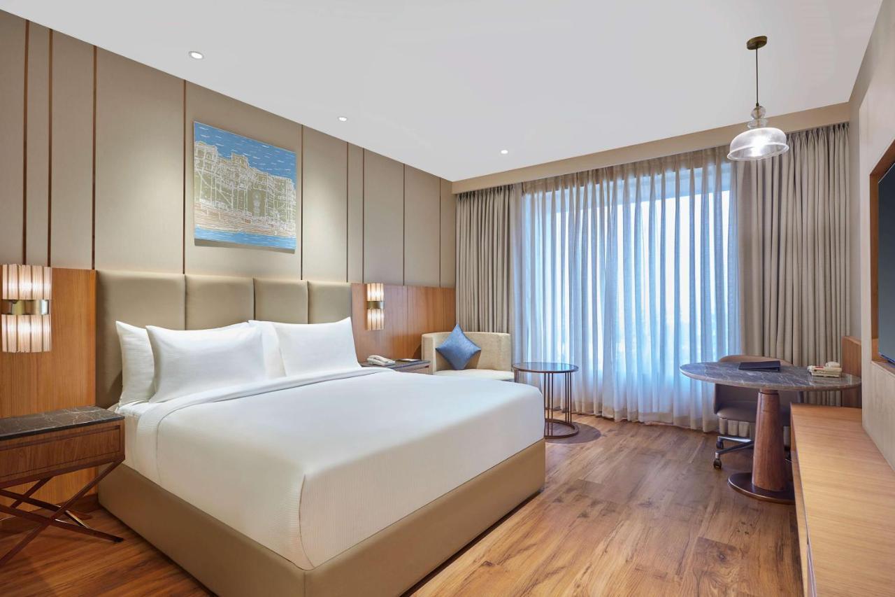 Doubletree By Hilton Варанасі Екстер'єр фото
